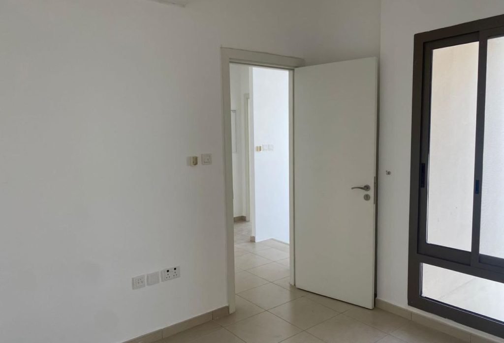 3 BR Villa with Private Garden and Water View