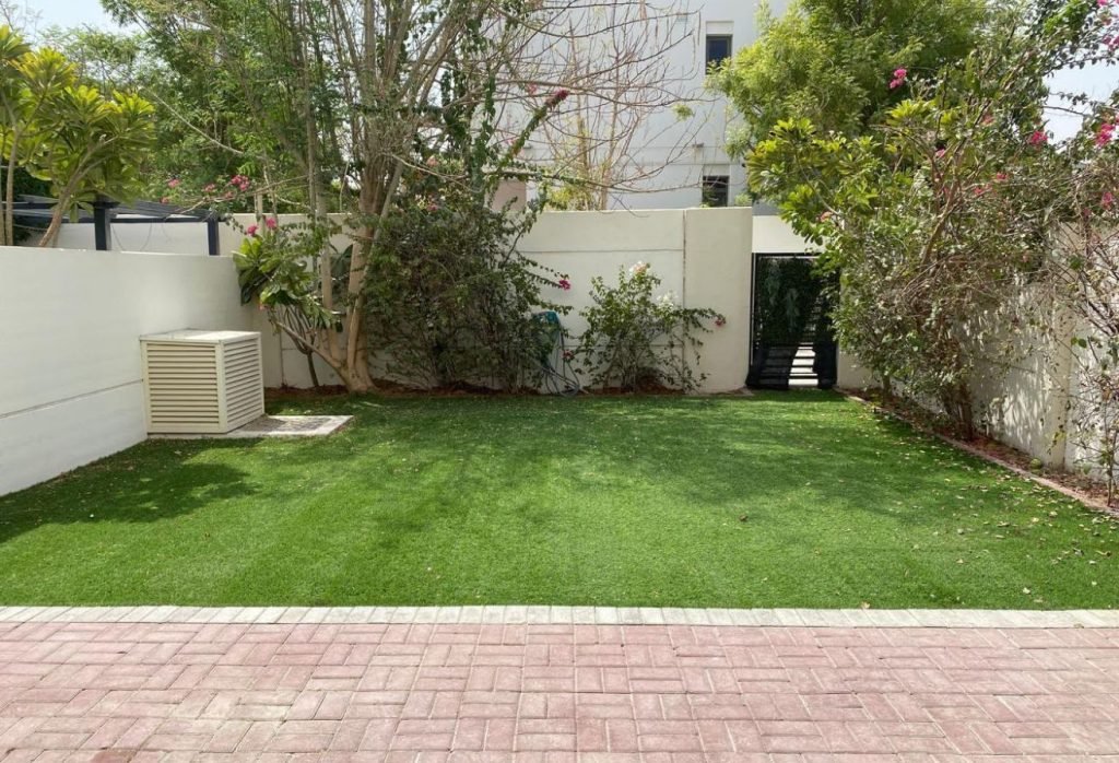3 BR Villa with Private Garden and Water View