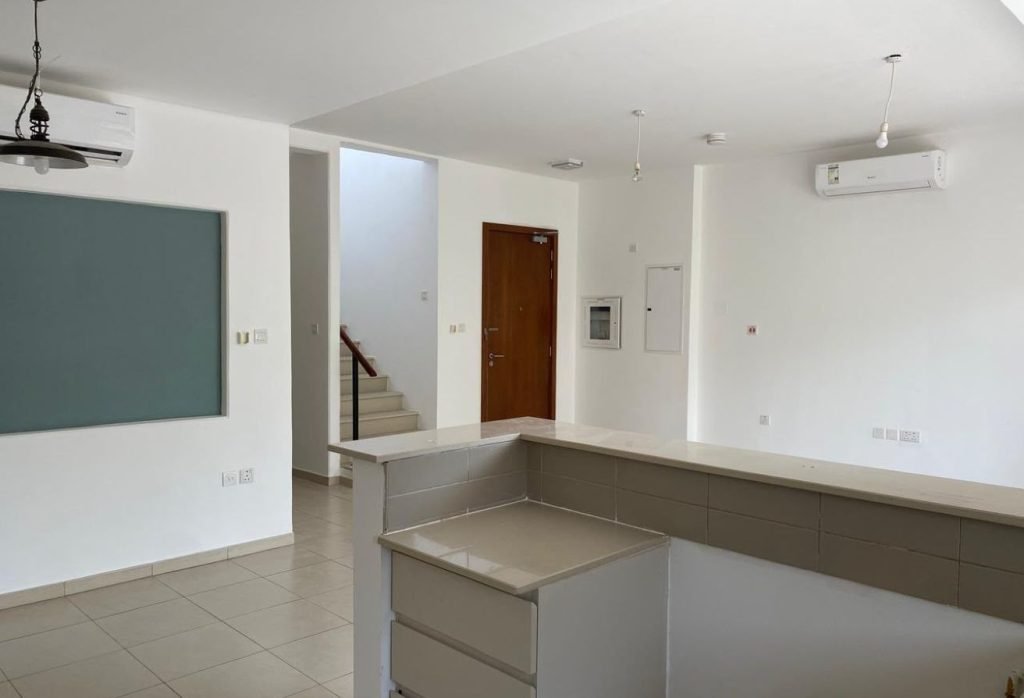 3 BR Villa with Private Garden and Water View