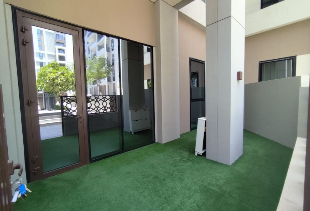 PRIVATE GARDEN | WATER VIEW | 6 CHEQUES