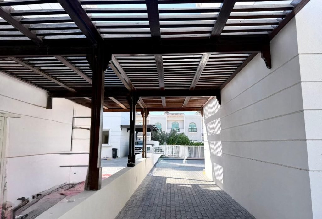 5BR COMPOUND VILLA | PRIVATE GARDEN | AL BARSHA 1