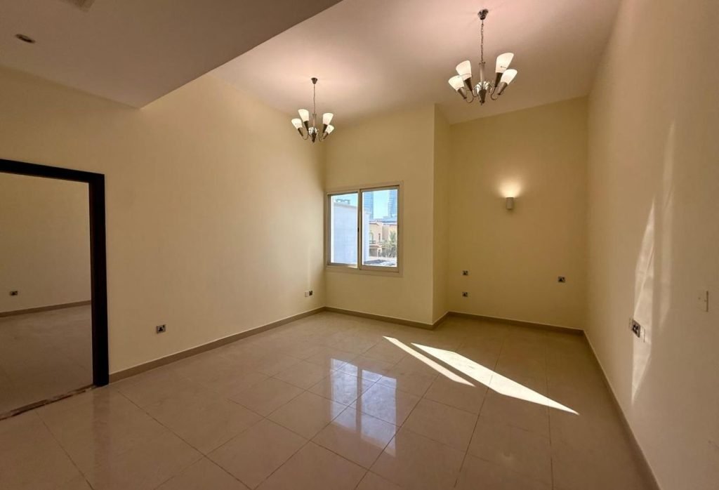 5BR COMPOUND VILLA | PRIVATE GARDEN | AL BARSHA 1