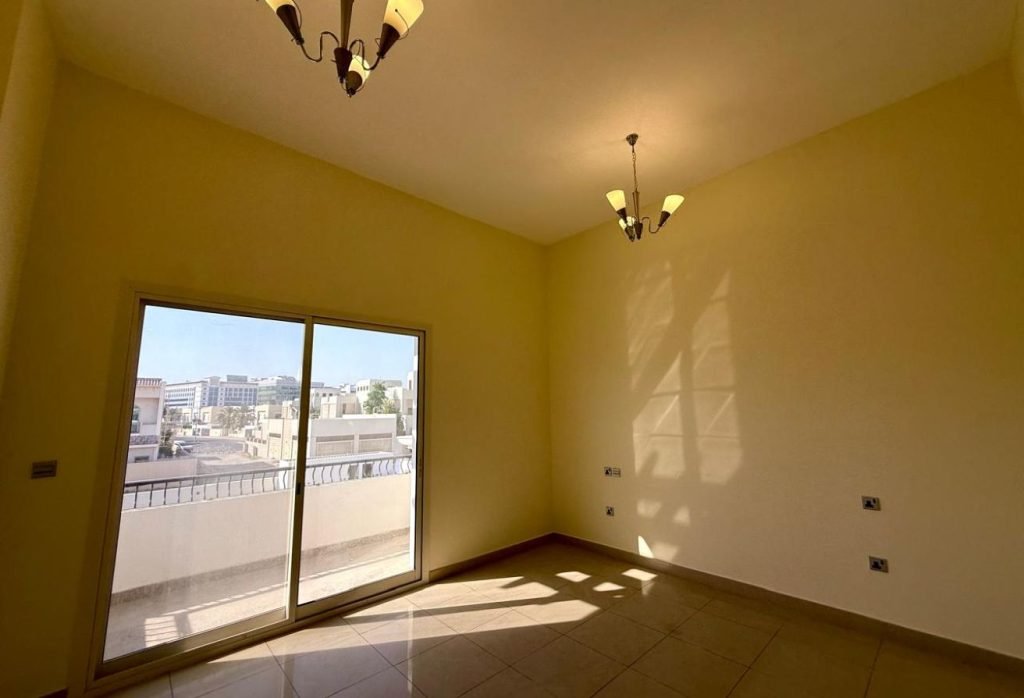 5BR COMPOUND VILLA | PRIVATE GARDEN | AL BARSHA 1