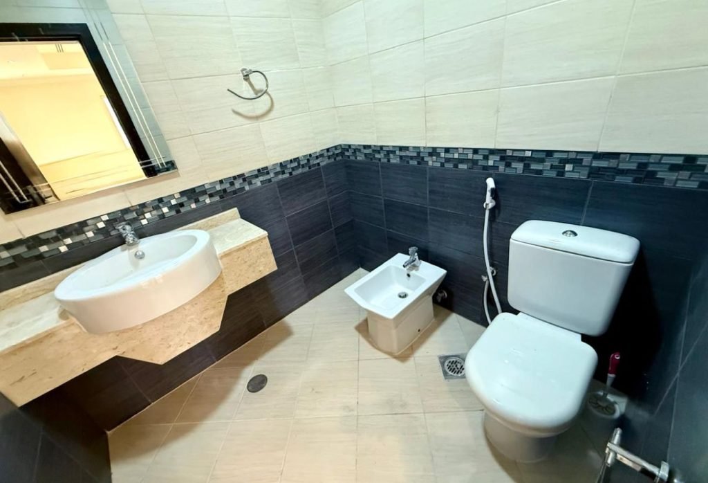 5BR COMPOUND VILLA | PRIVATE GARDEN | AL BARSHA 1