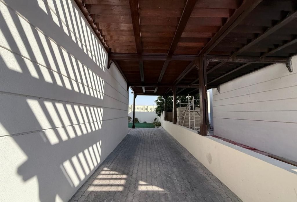 5BR COMPOUND VILLA | PRIVATE GARDEN | AL BARSHA 1