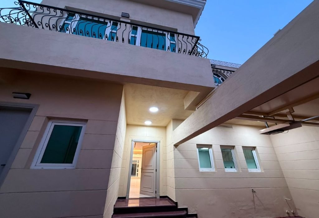 4BR + MAID | PRIVATE GARDEN | 4 CHEQUES