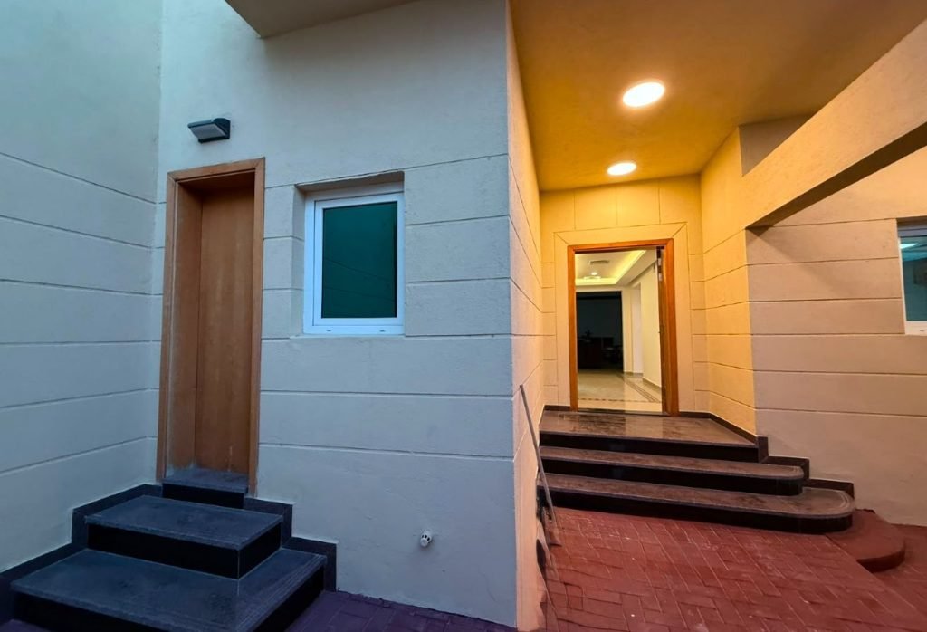 4BR + MAID | PRIVATE GARDEN | 4 CHEQUES