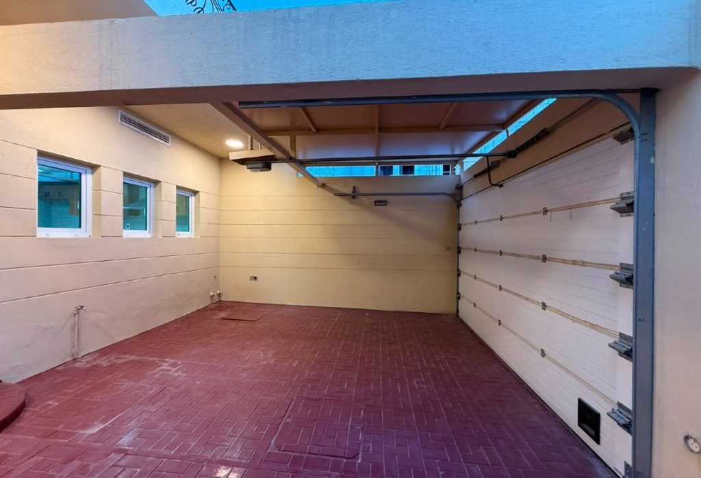 4BR + MAID | PRIVATE GARDEN | 4 CHEQUES