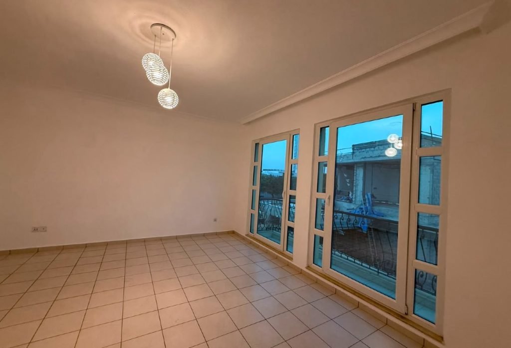 4BR + MAID | PRIVATE GARDEN | 4 CHEQUES