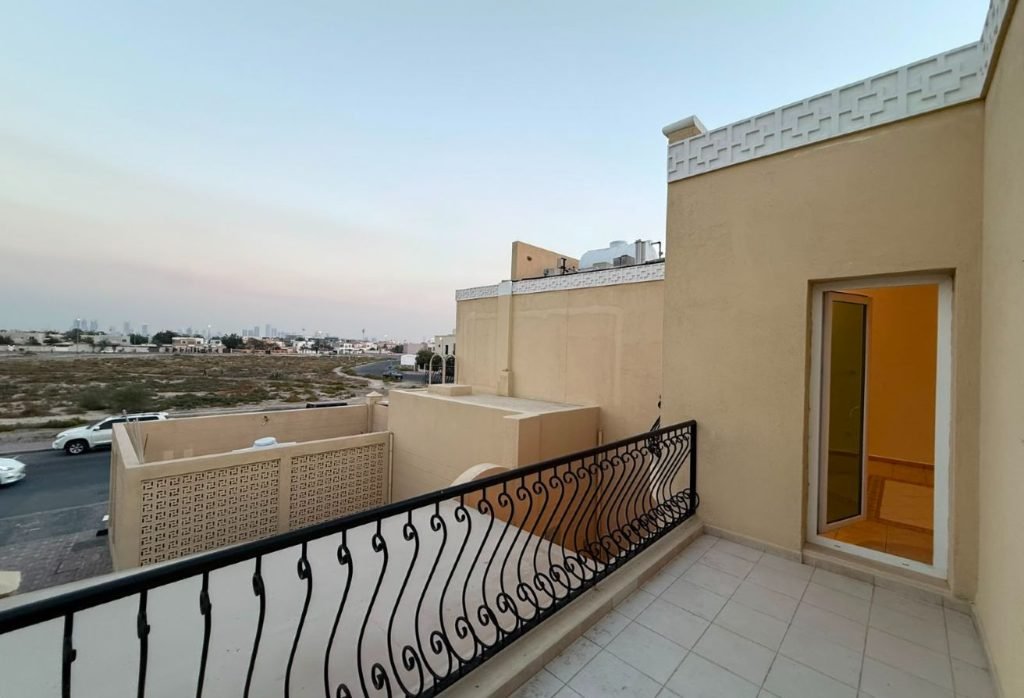 4BR + MAID | PRIVATE GARDEN | 4 CHEQUES