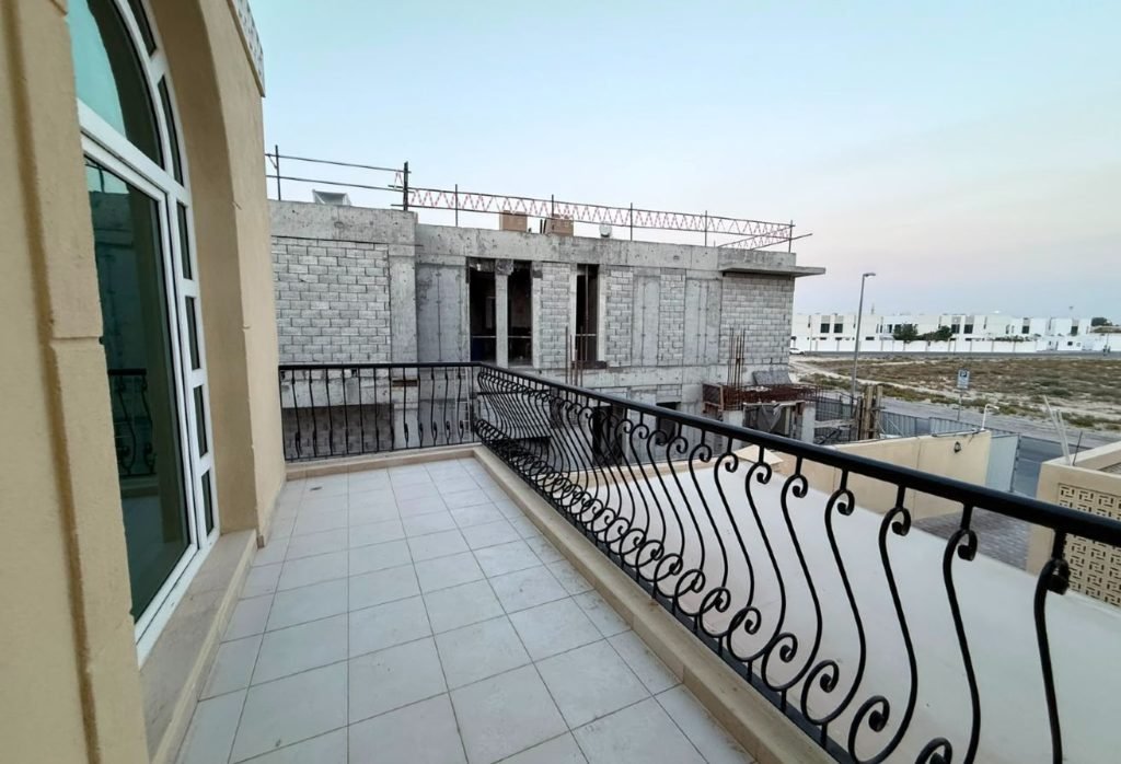 4BR + MAID | PRIVATE GARDEN | 4 CHEQUES