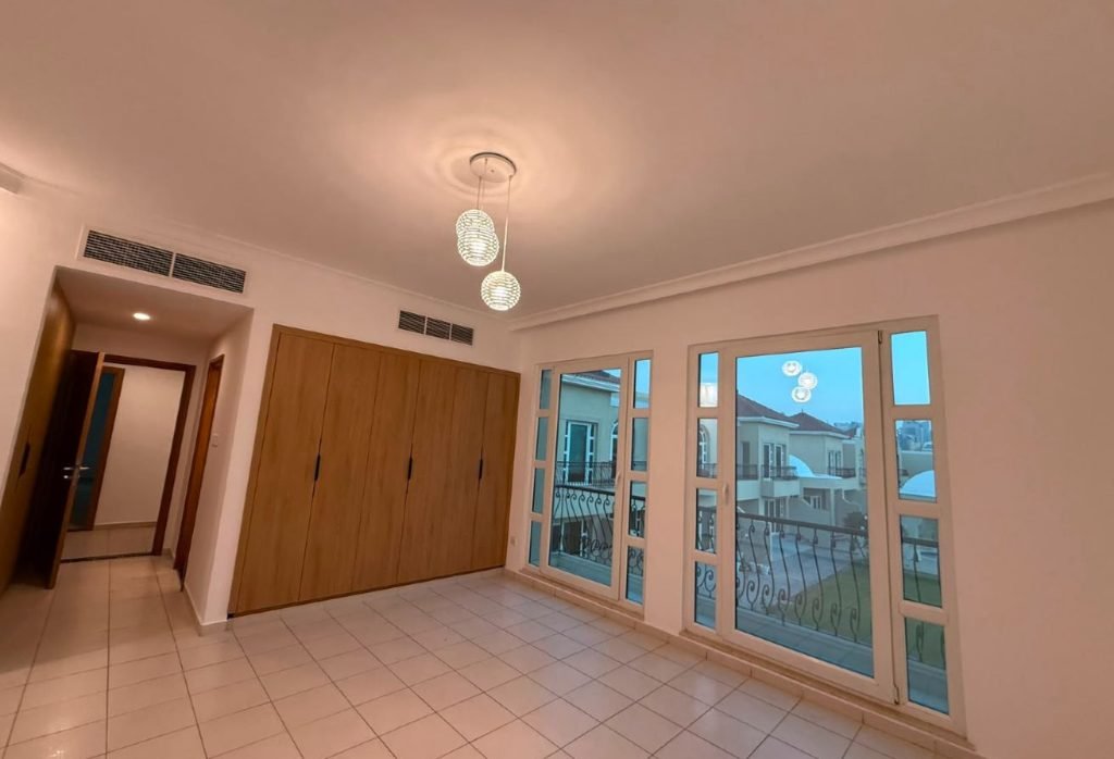 4BR + MAID | PRIVATE GARDEN | 4 CHEQUES
