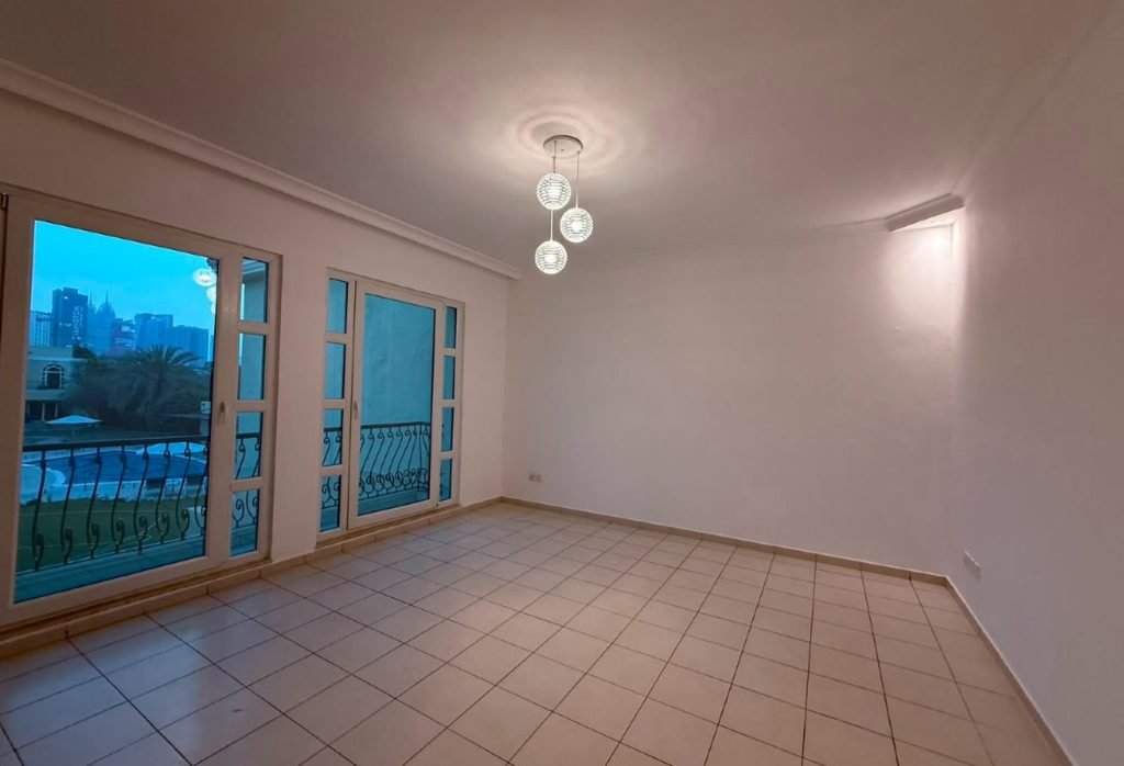 4BR + MAID | PRIVATE GARDEN | 4 CHEQUES