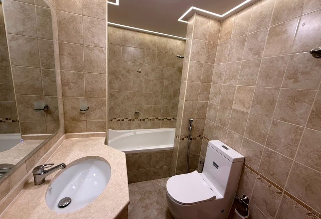 4BR + MAID | PRIVATE GARDEN | 4 CHEQUES