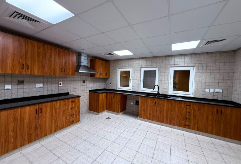 4BR + MAID | PRIVATE GARDEN | 4 CHEQUES