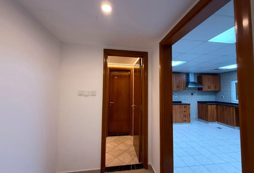 4BR + MAID | PRIVATE GARDEN | 4 CHEQUES