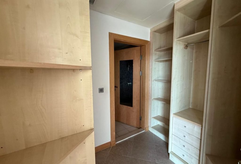 4BR + MAID | PRIVATE GARDEN | 4 CHEQUES