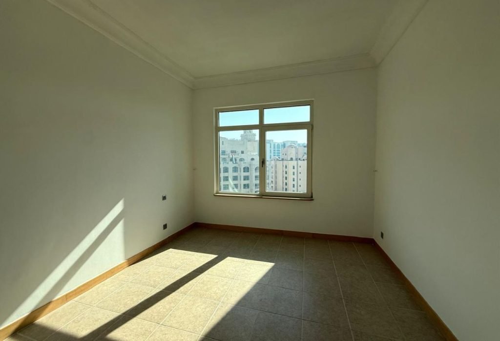 4BR + MAID | PRIVATE GARDEN | 4 CHEQUES