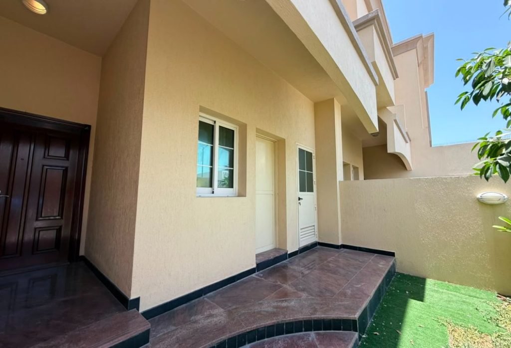 SPACIOUS 4BR + Maid Room | POOL & GYM | NEAR BEACH