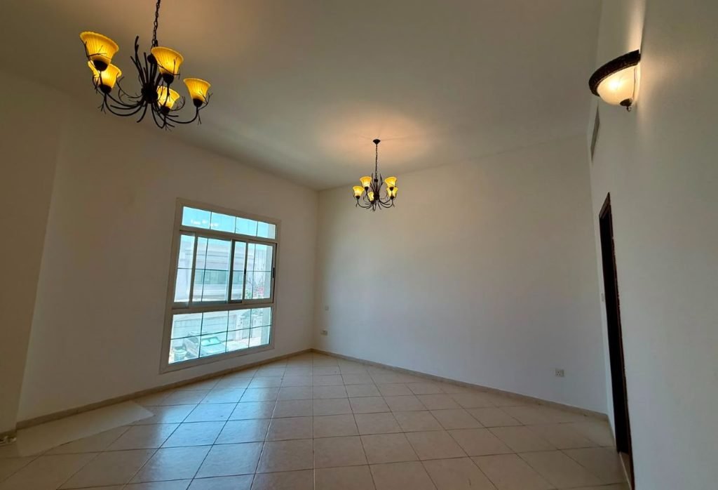 SPACIOUS 4BR + Maid Room | POOL & GYM | NEAR BEACH