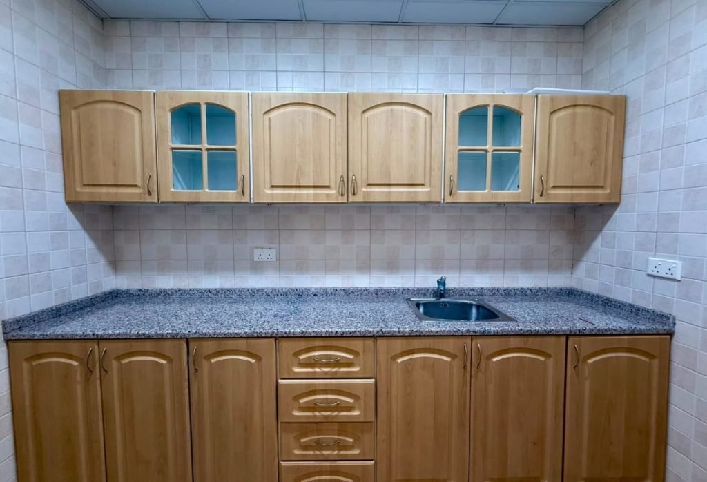 SPACIOUS 4BR + Maid Room | POOL & GYM | NEAR BEACH