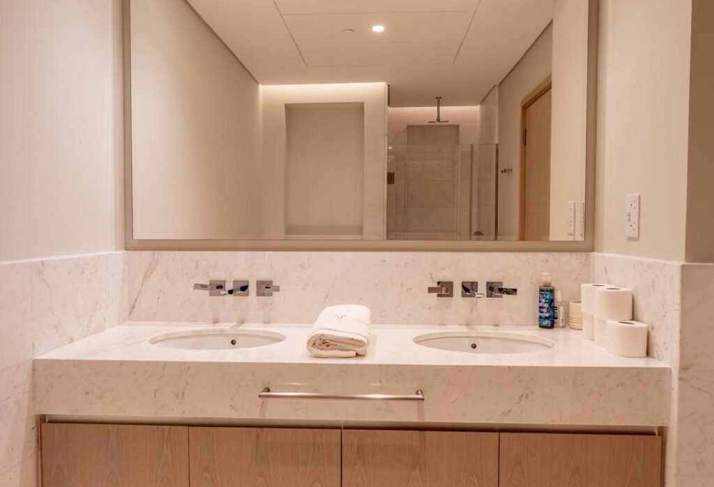 SEA VIEW | HIGH FLOOR | FURNISHED
