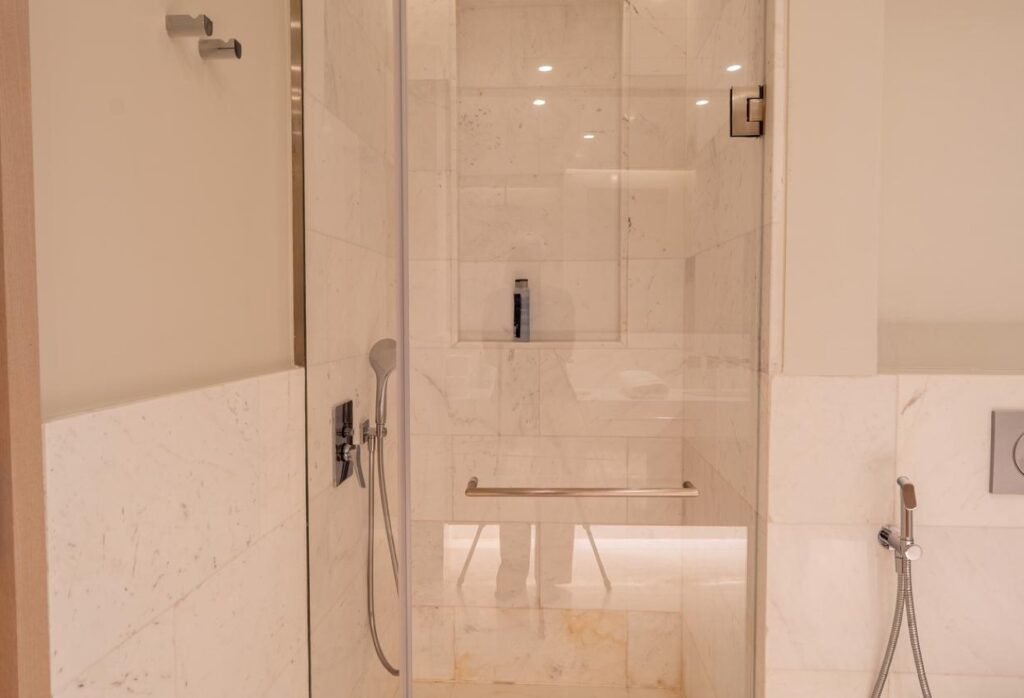 SEA VIEW | HIGH FLOOR | FURNISHED